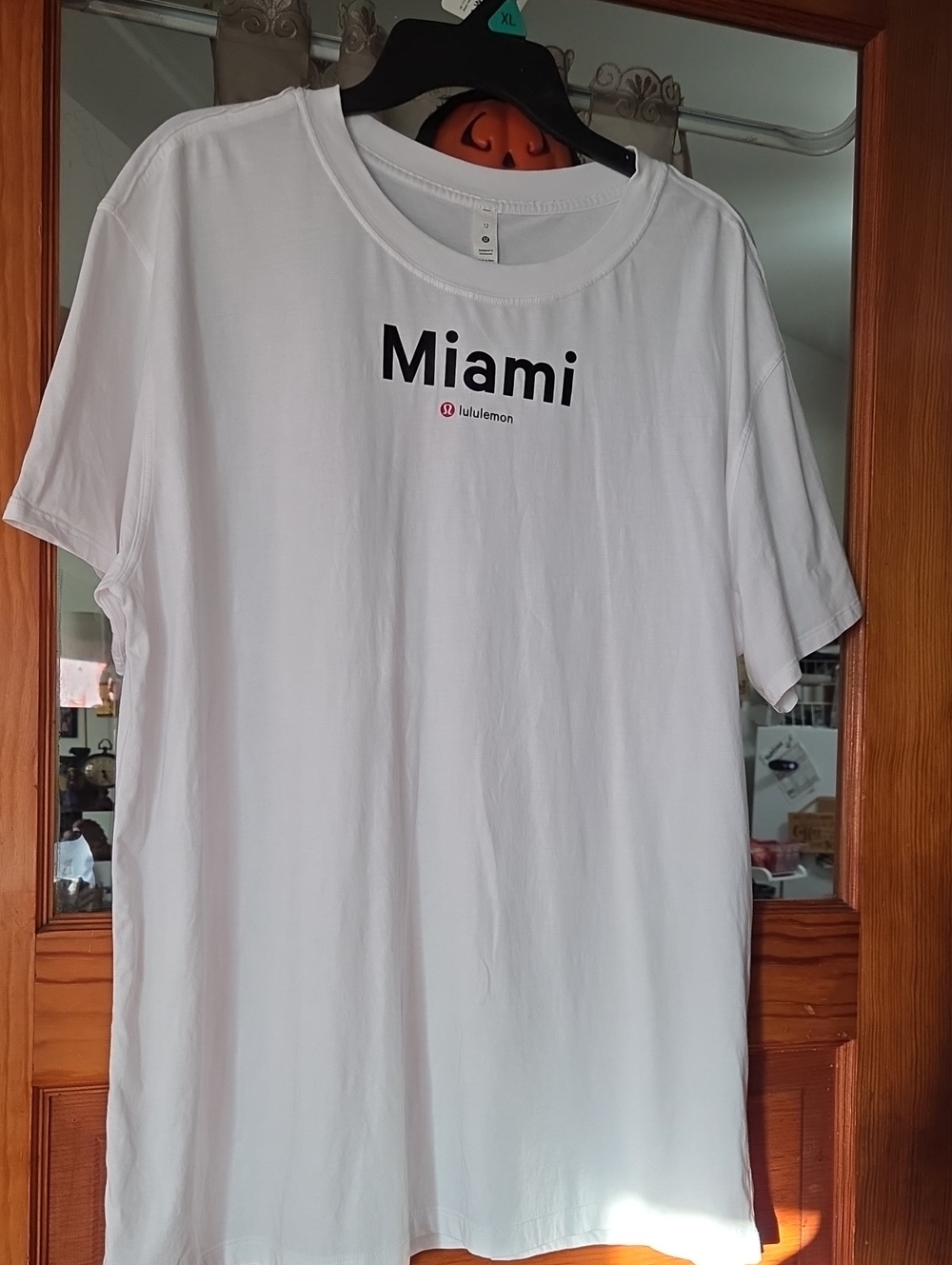 Lululemon Miami Graphic Men's T-Shirt - White